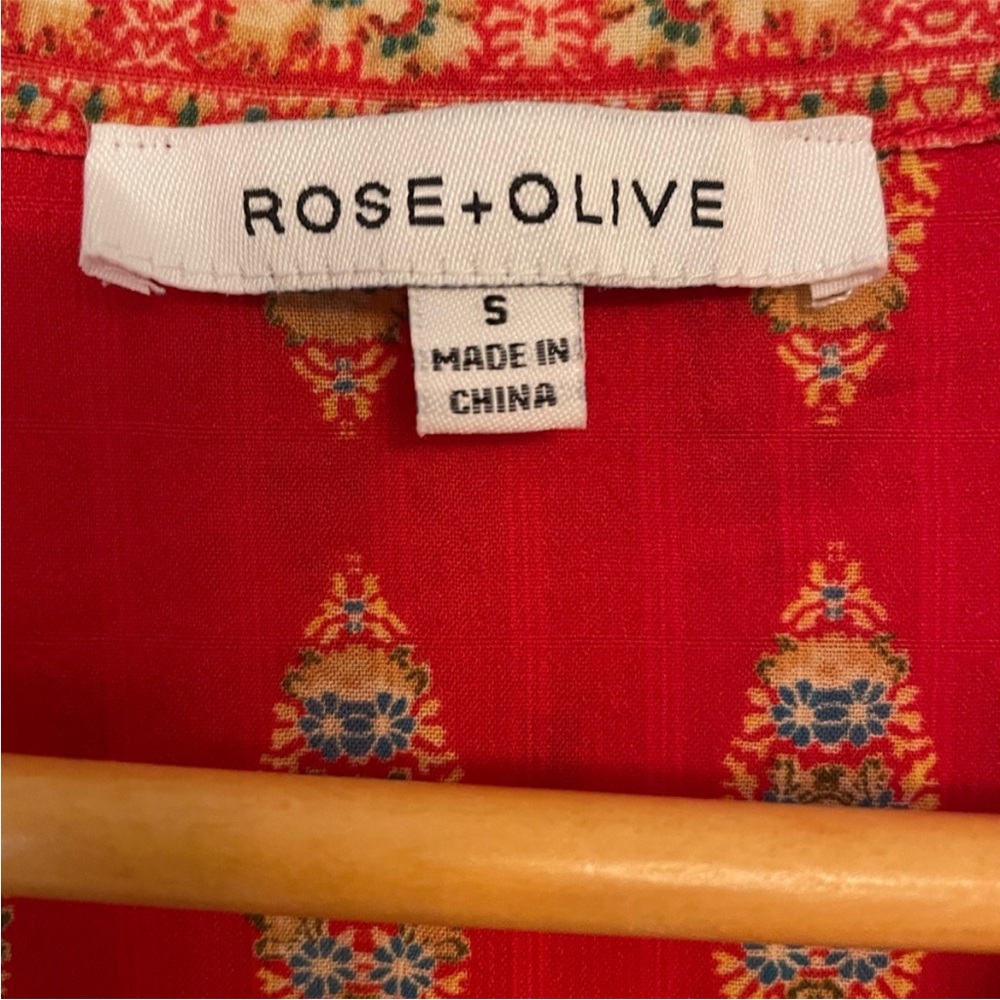 Rose + Olive Red and Gold Patterned Long Sleeve Blouse Size S Boho V Neck - Picture 8 of 8